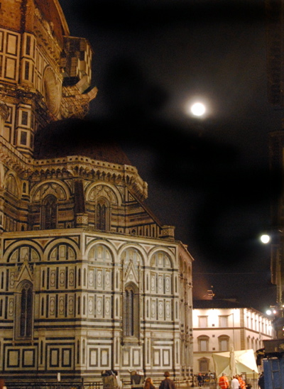 GEO_1619.Duomo.moon